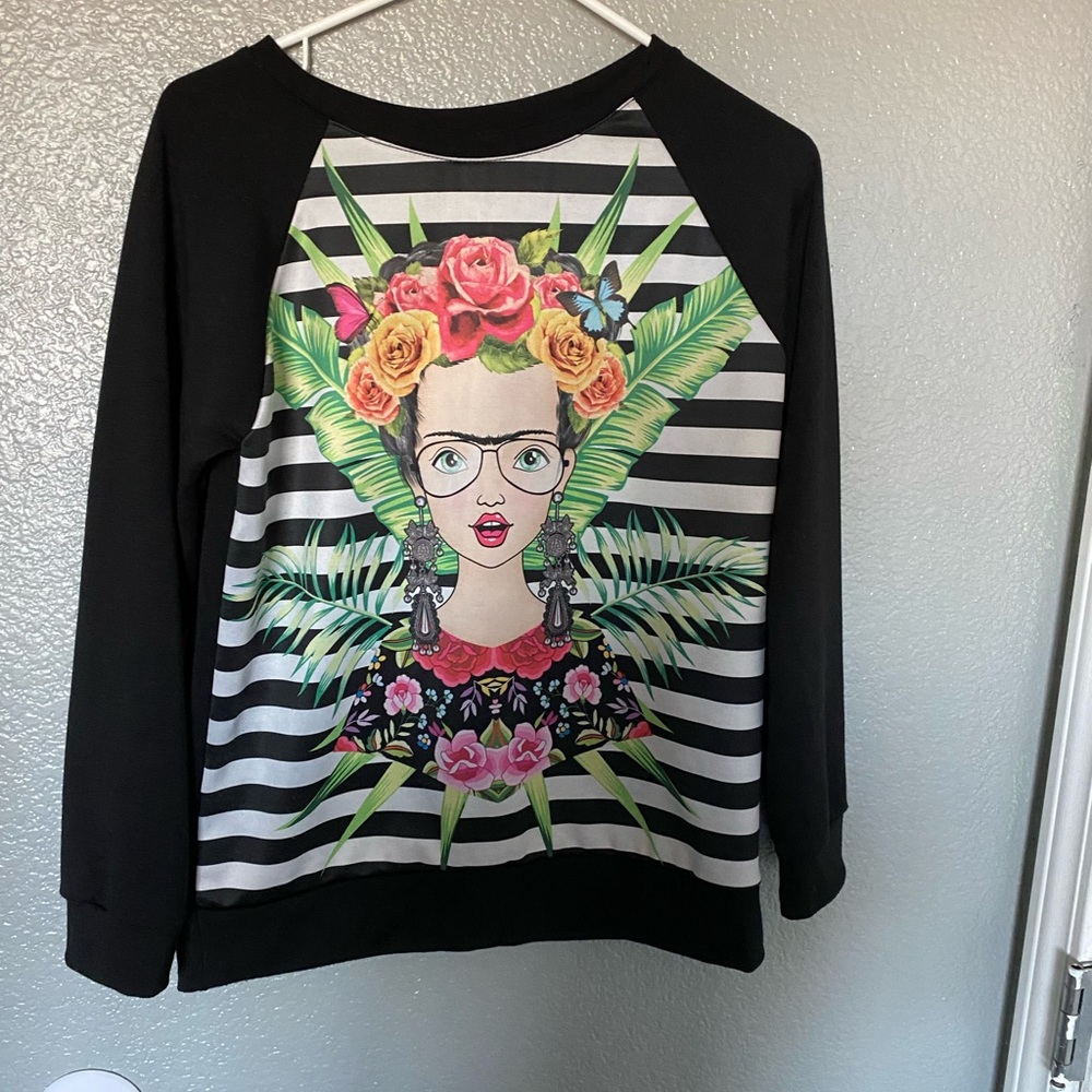 Black Frida Kahlo sweater